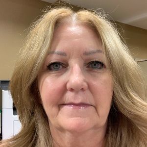 Meet your Posher, Pam